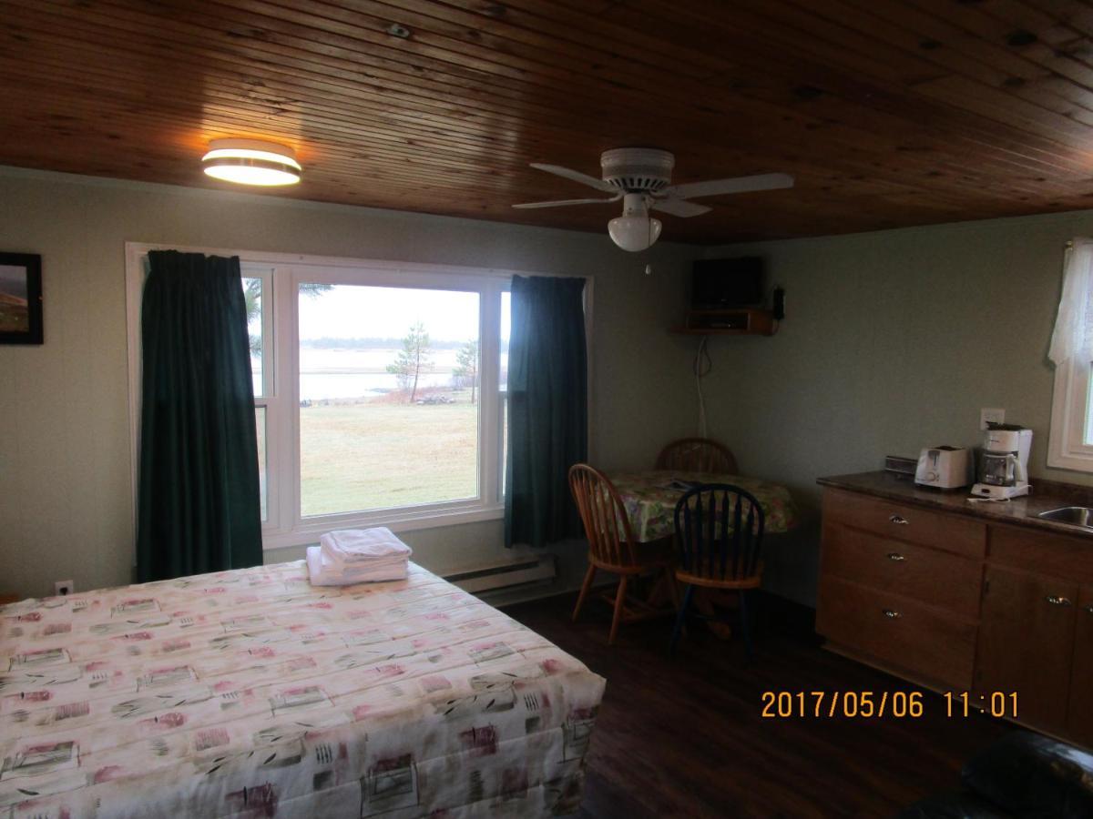 Sea'Scape Cottages Bayfield Extérieur photo