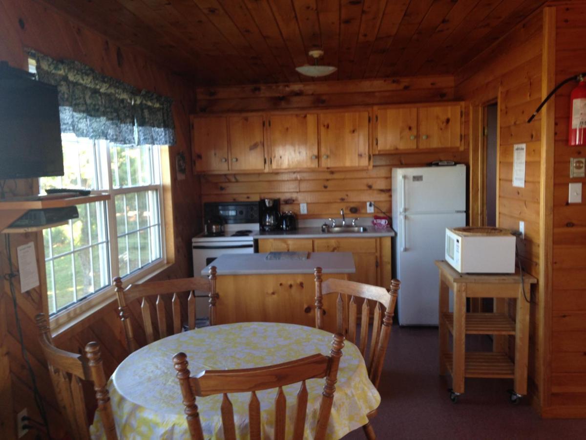 Sea'Scape Cottages Bayfield Extérieur photo